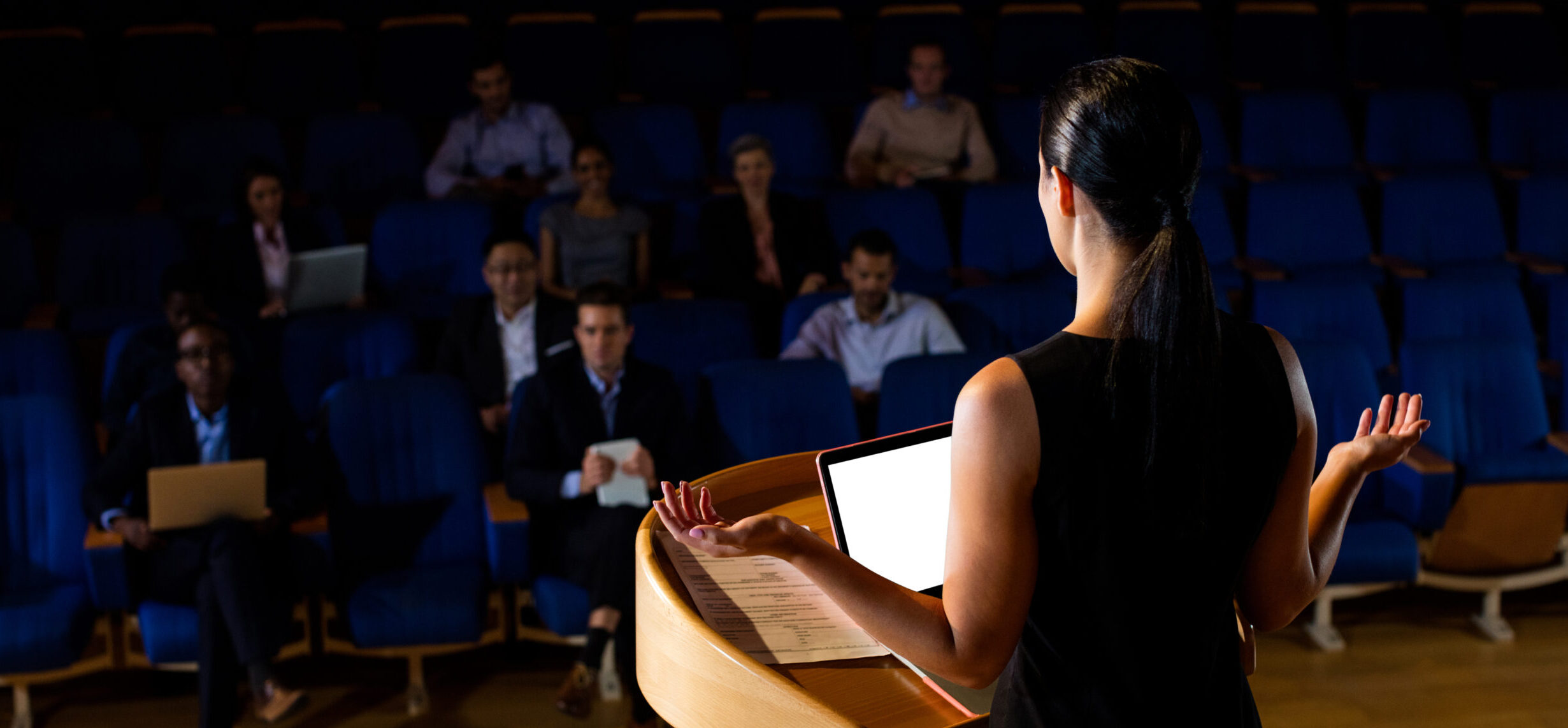 Best Public Speaking Classes with Priya Singla